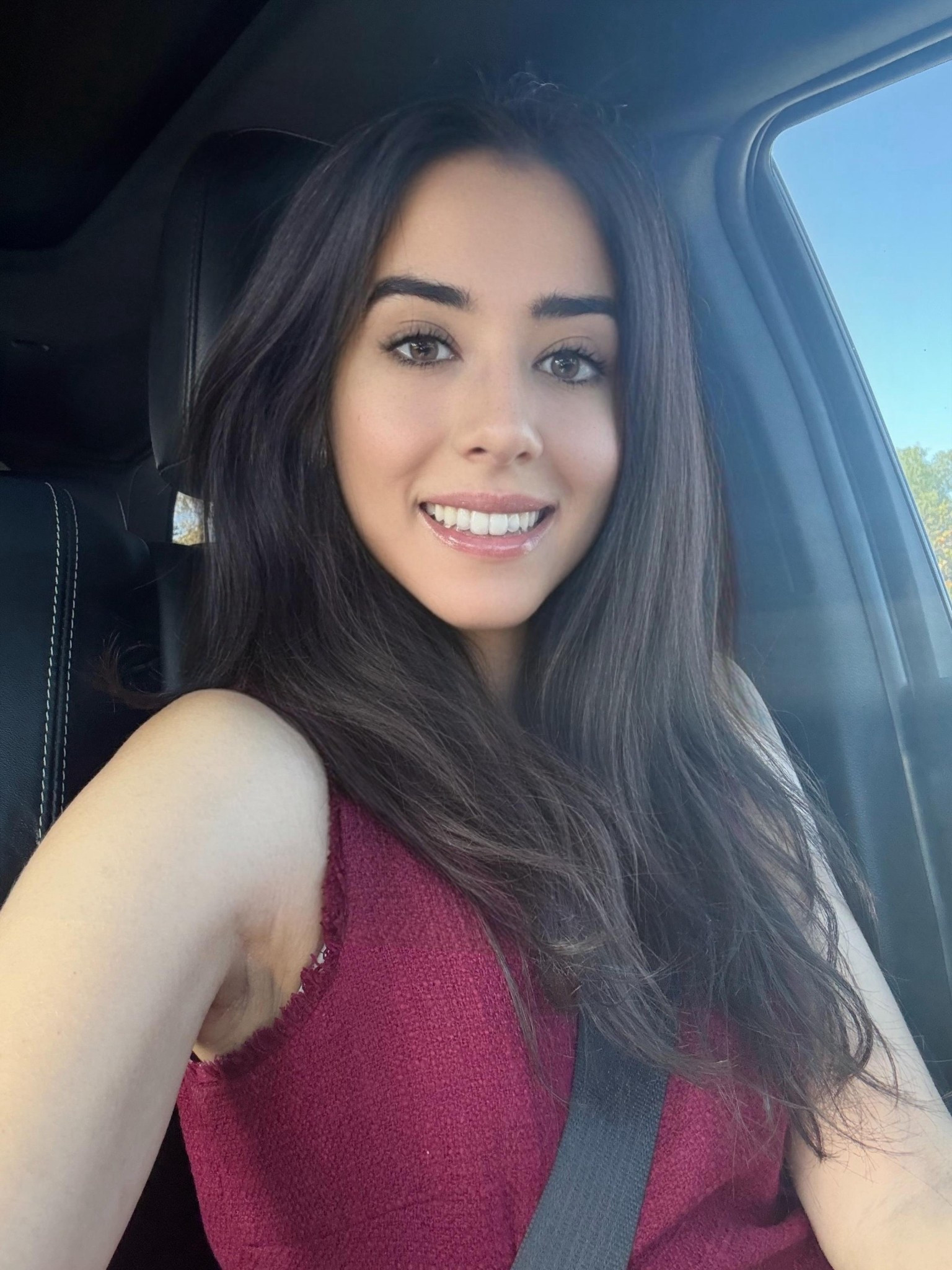 Love a good Chanel dress dupe moment.. burgundy never looked so good! 
Size: s 
TTS 

#LTKHoliday #LTKPetite #LTKSeasonal