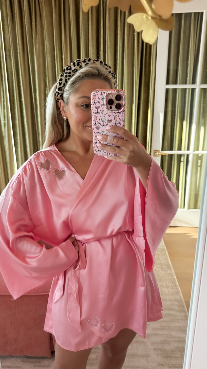 My favorite robe for Valentine’s Day! 

#LTKootd #LTKgrwm
