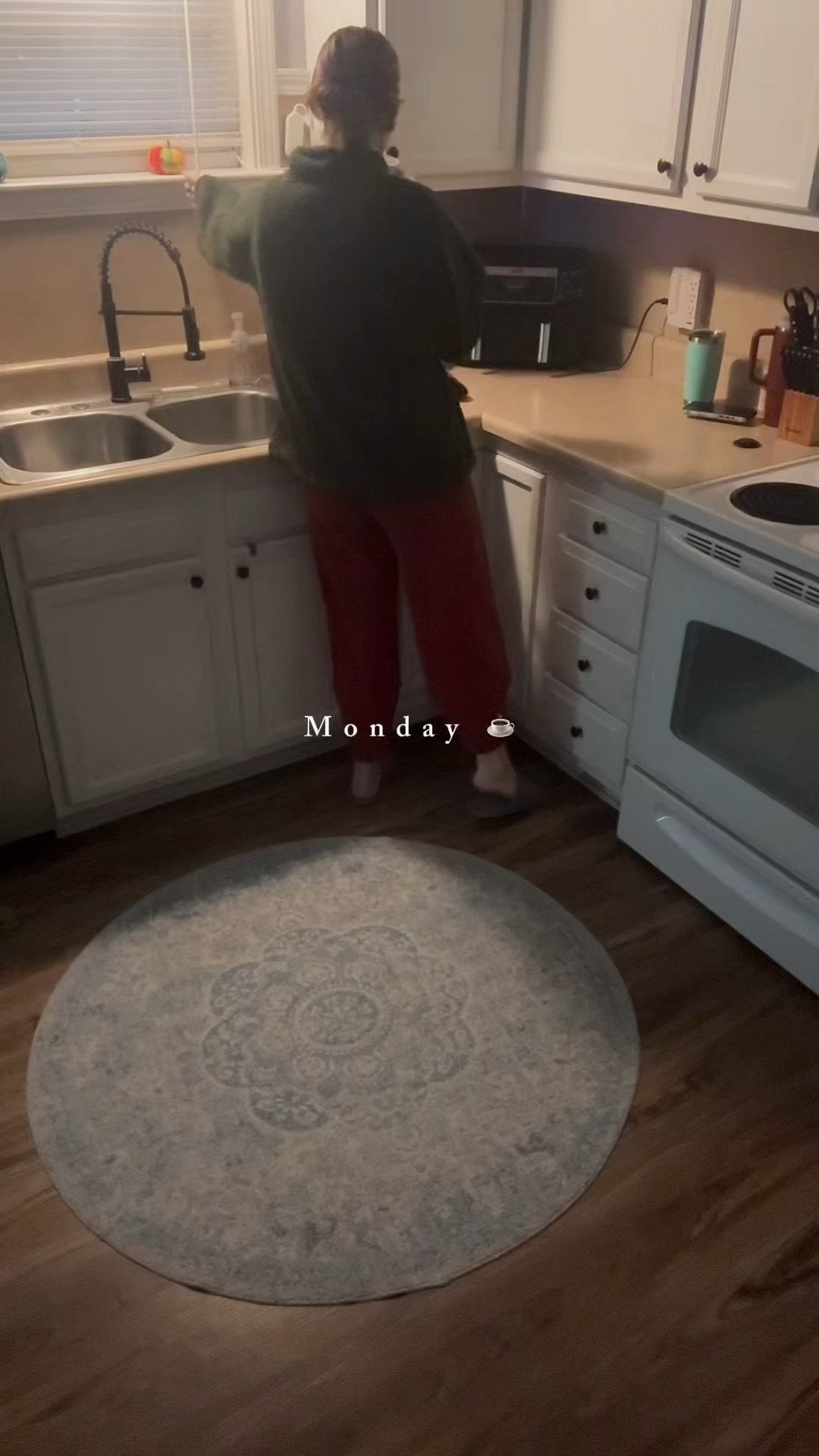 CEO of the house checking in ☕️
Linking my outfit + morning routine staples.

#LTKdayinmylife #LTKmorningroutine #LTKmomlife