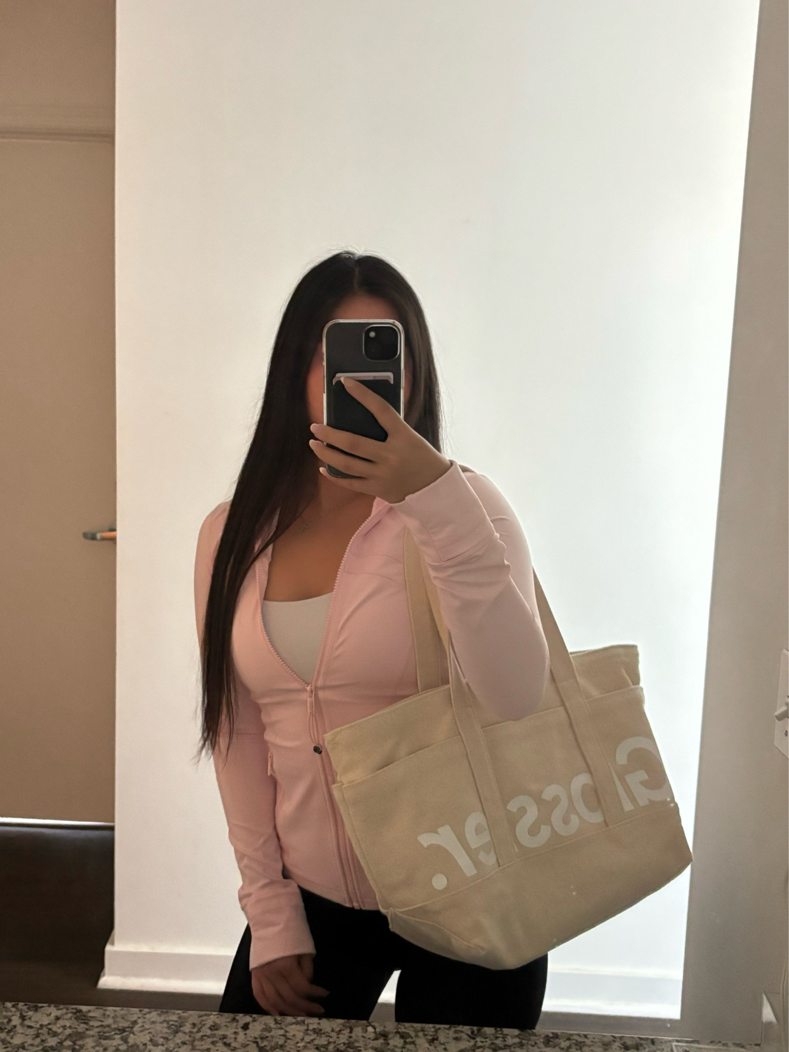 girly workout outfit

#LTKItBag #LTKActive #LTKFindsUnder100