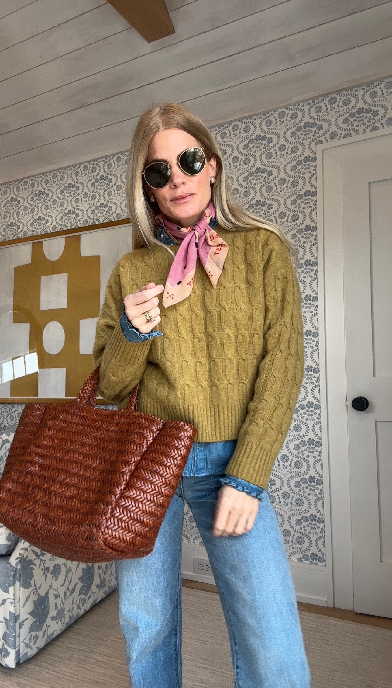 OOTD - chartreuse sweater coming in spring! 

 