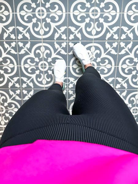 💪🏻I’m loving these ribbed leggings. Comes in several colors.
*Fit Tip- I’m wearing a 2. For reference I’m 5’2 and 128lbs.

#workout #workoutleggings #leggings #ribbedleggings #lululemon #lululemonleggings #alignleggings 

#LTKfit