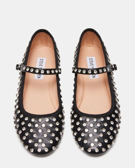 Steve Madden Ballet Stud Flats #LTKShoes

#LTKstyletip #LTKSeasonal