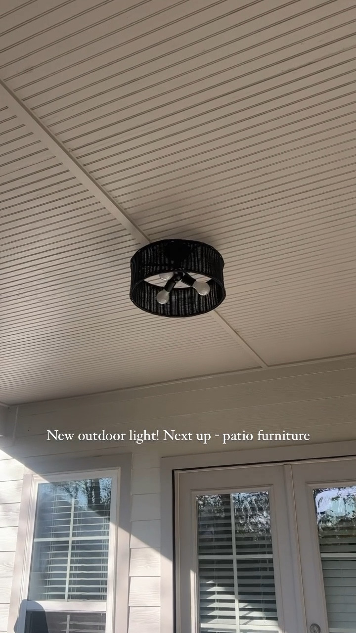 Love this light fixture!

#LTKhome