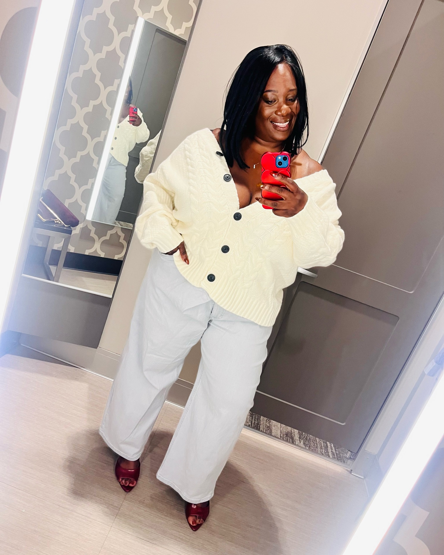 @Target KBB fall loading… 🍂 New styles, fresh colorways + some familiar favorites. Shop everything linked here! 🤎

#LTKgrwm #LTKOver40 #LTKPlusSize