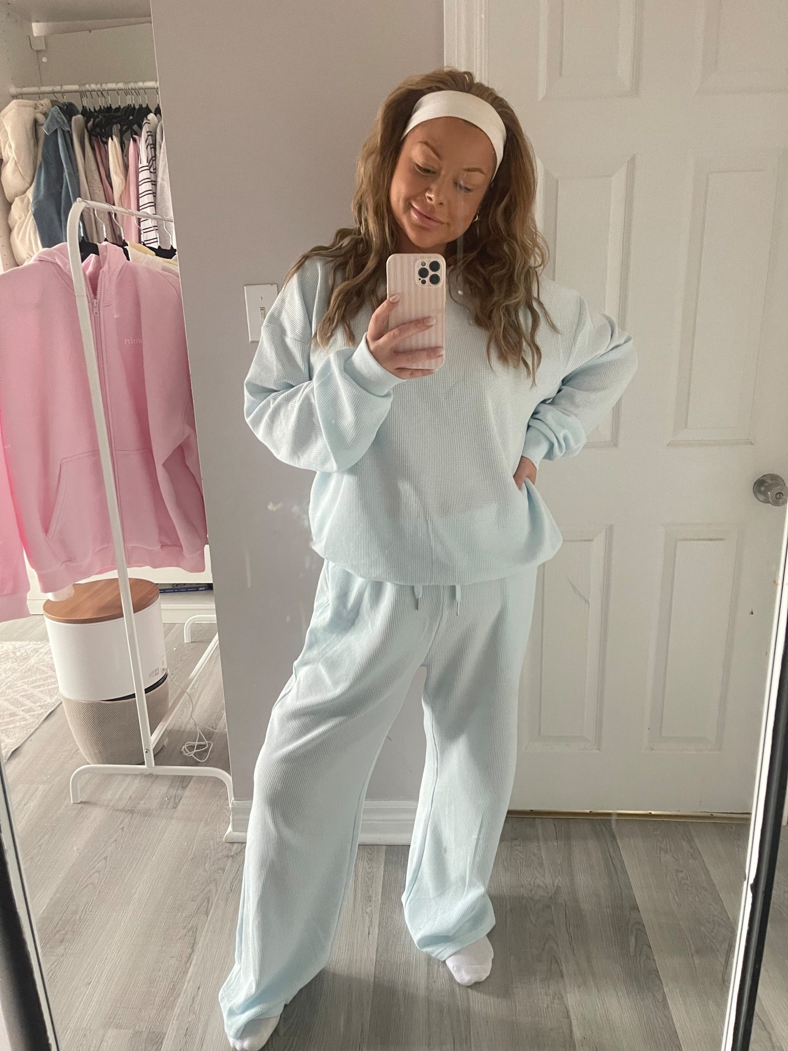 I found the comfiest lounge outfit that’s perfect for staying home or heading out. It’s from Comfrt and it’s their Waffle Lounge collection. It’s the perfect waffle fabric- not too heavy and not too flimsy. Instant fav for spring !

#LTKmomlife #LTKMidsize #LTKootd