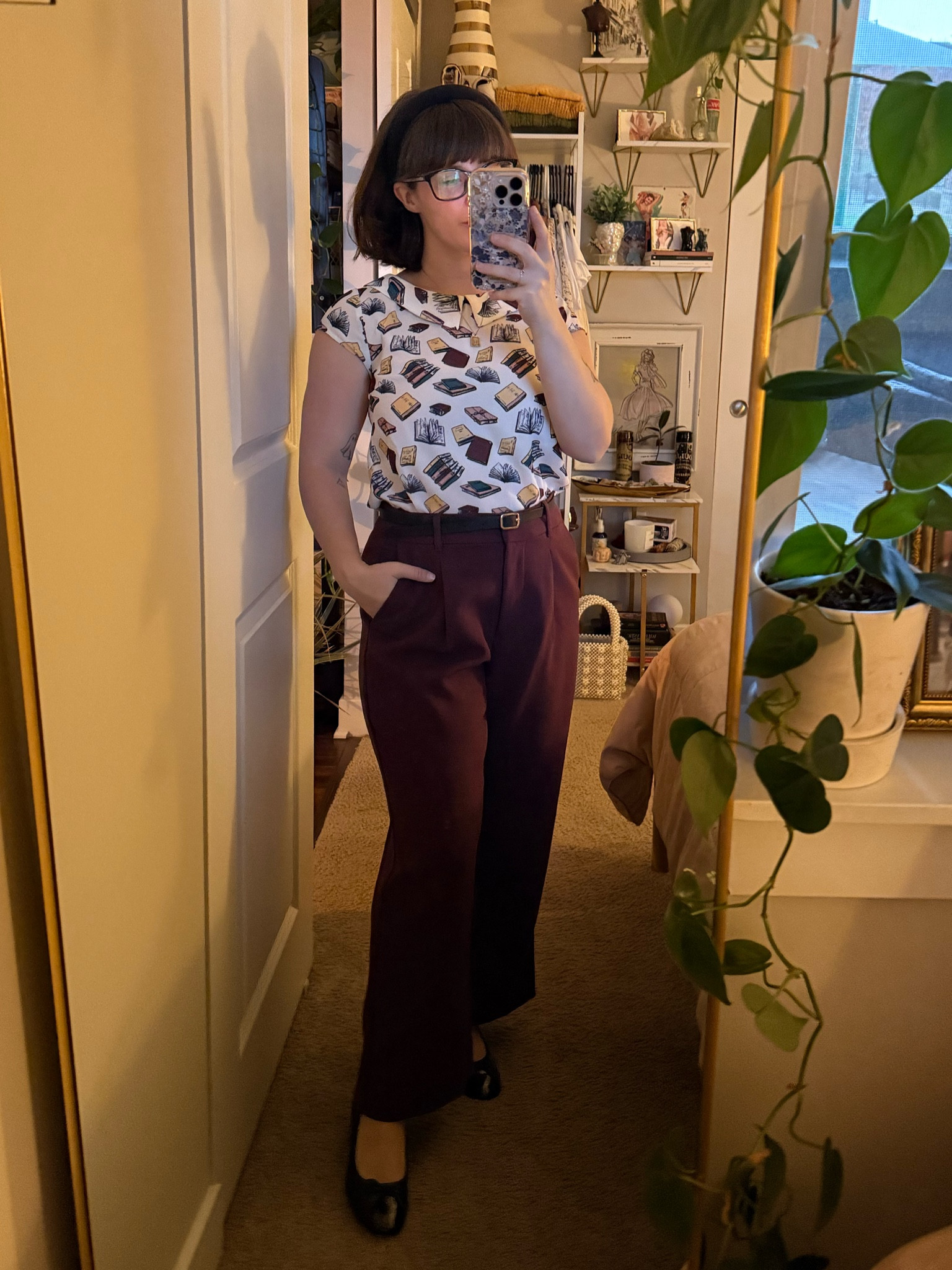 This morning I was having an outfit crisis. Nothing seemed to work at all. I did pull this together and while I think it’s super cute, I think it’s time for this top to make its way out. I love it so much, but the cut just doesn’t work for me. Still in love with these pants from Old Navy  

#LTKStyleTip #LTKSeasonal #LTKWorkwear