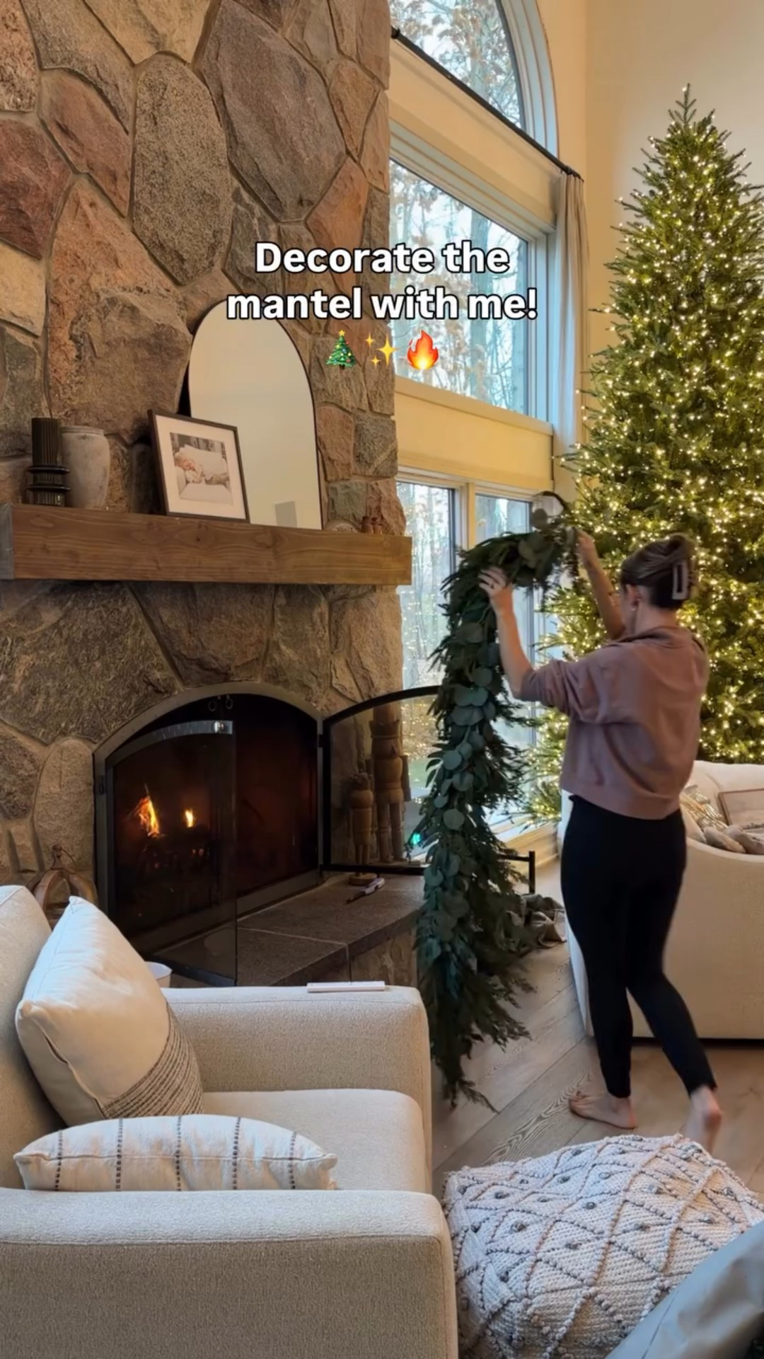 Truly the most wonderful time of the year 😍✨

I’ve been itching to decorate the tree COLORFUL this year… I know… it’s so different from the neutral I normally do!! What do you think?