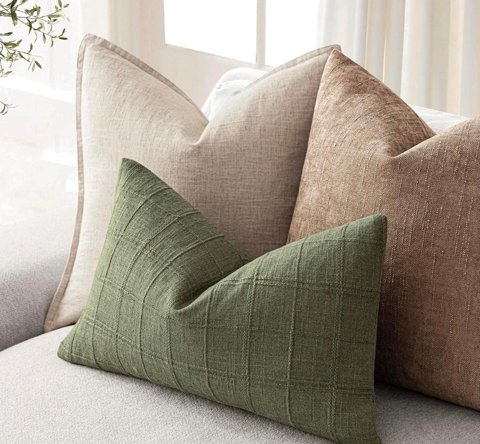 Pillow covers 🫒🤎

YHS | YARIHOMESTYLE 

#pillowcovers#olivegreen#yarihomestyle

#LTKU #LTKHome