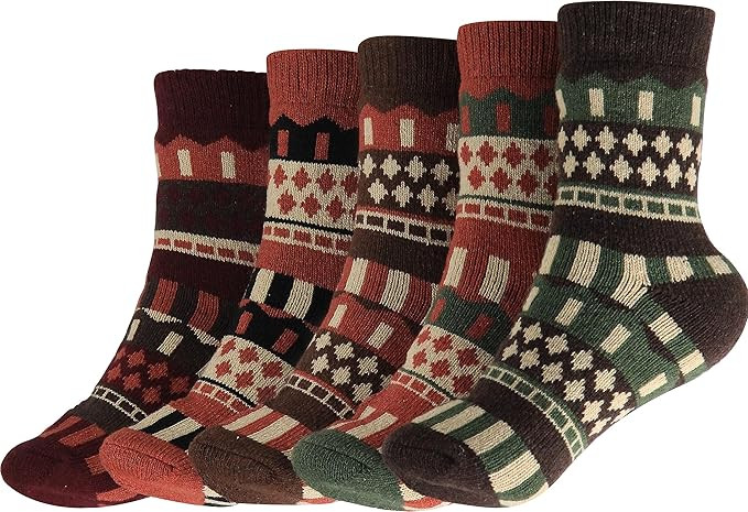 BenSorts Women's Winter Boots Socks Thick Warm Cozy Crew Socks Solid Color Gifts | Amazon (US)