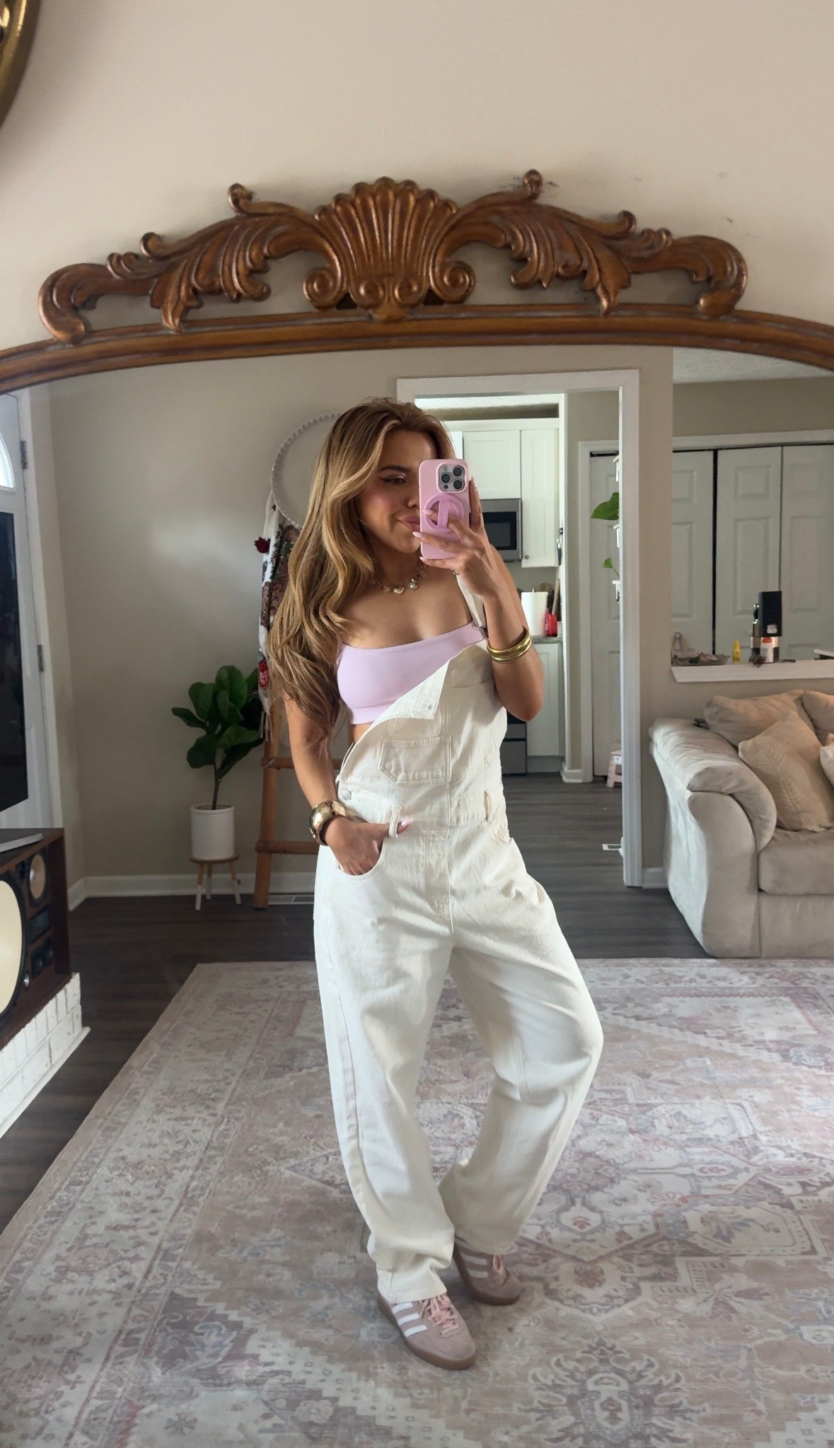 Size small oversized white overalls QUINCE: INFG-26ELIAESPARZAMUSIC10

#LTKootd #LTKSpringSale #LTKgrwm