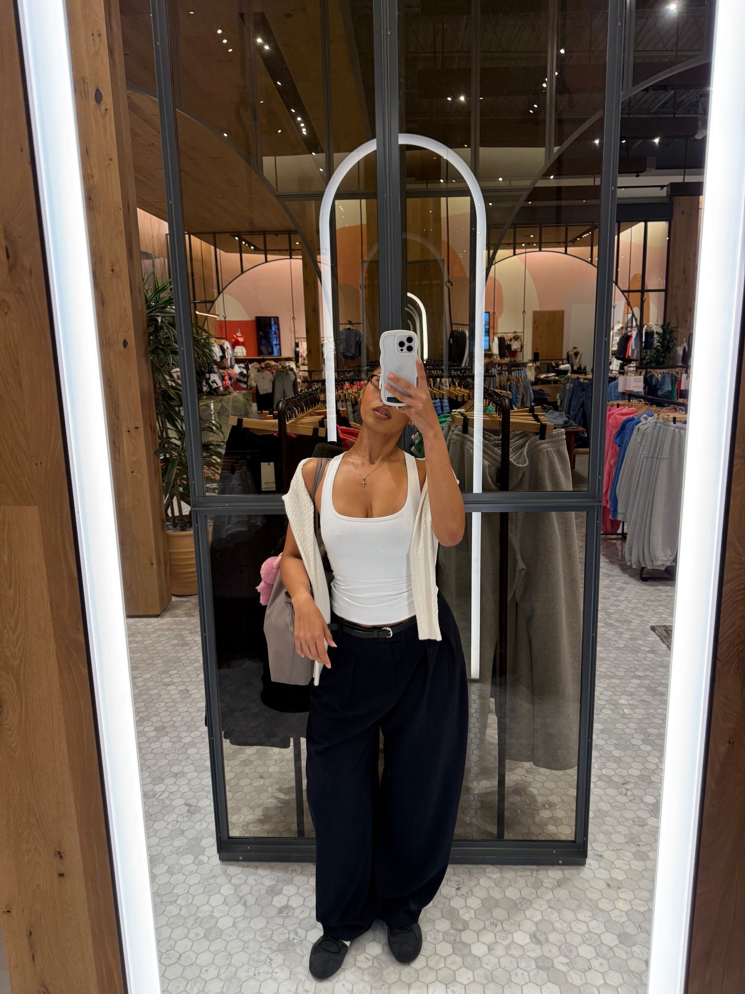 Work ootd

Navy pants from Bershka called
 “tailored balloon fit pants”

Shoes 
“Bad Bunny ballerina adidas“

#aritzia #workstyling 

#LTKU #LTKStyleTip