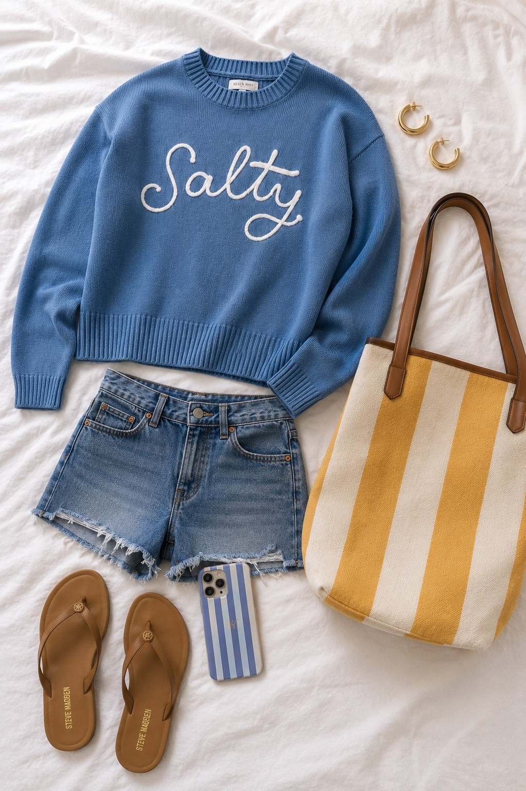 Beachy outfit idea ☀️

Summer sweaters with Jean shorts! Love for cooler summer nights. Classic Americans looks!

#LTKootd