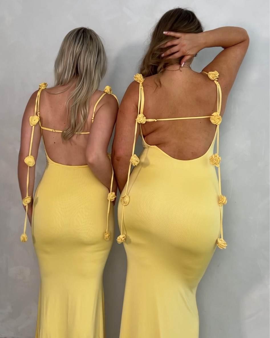 The most summery stretchy body loving occasion dress!! The ultimate wedding guest and date night dress!! It’s such a statement dress!!! 🤩✨ Wearing a size L and comes in 4 colours 💛🩷❤️🤍

#LTKsummer #LTKwedding #LTKdresses