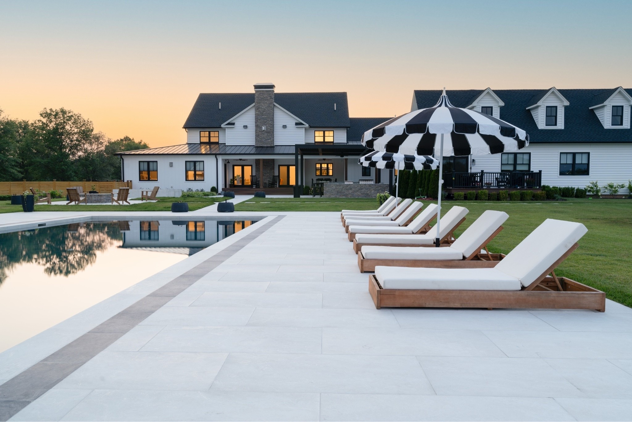 A modern pool lounge chair to match the backyard aesthetic ✨

#LTKSeasonal #LTKHome #LTKSaleAlert