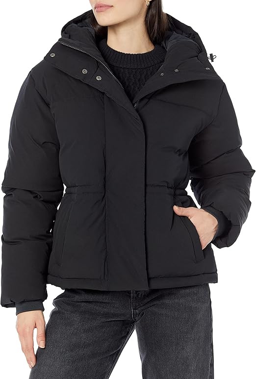 Amazon Essentials Women's Short Waisted Puffer Jacket (Available in Plus Size) | Amazon (US)