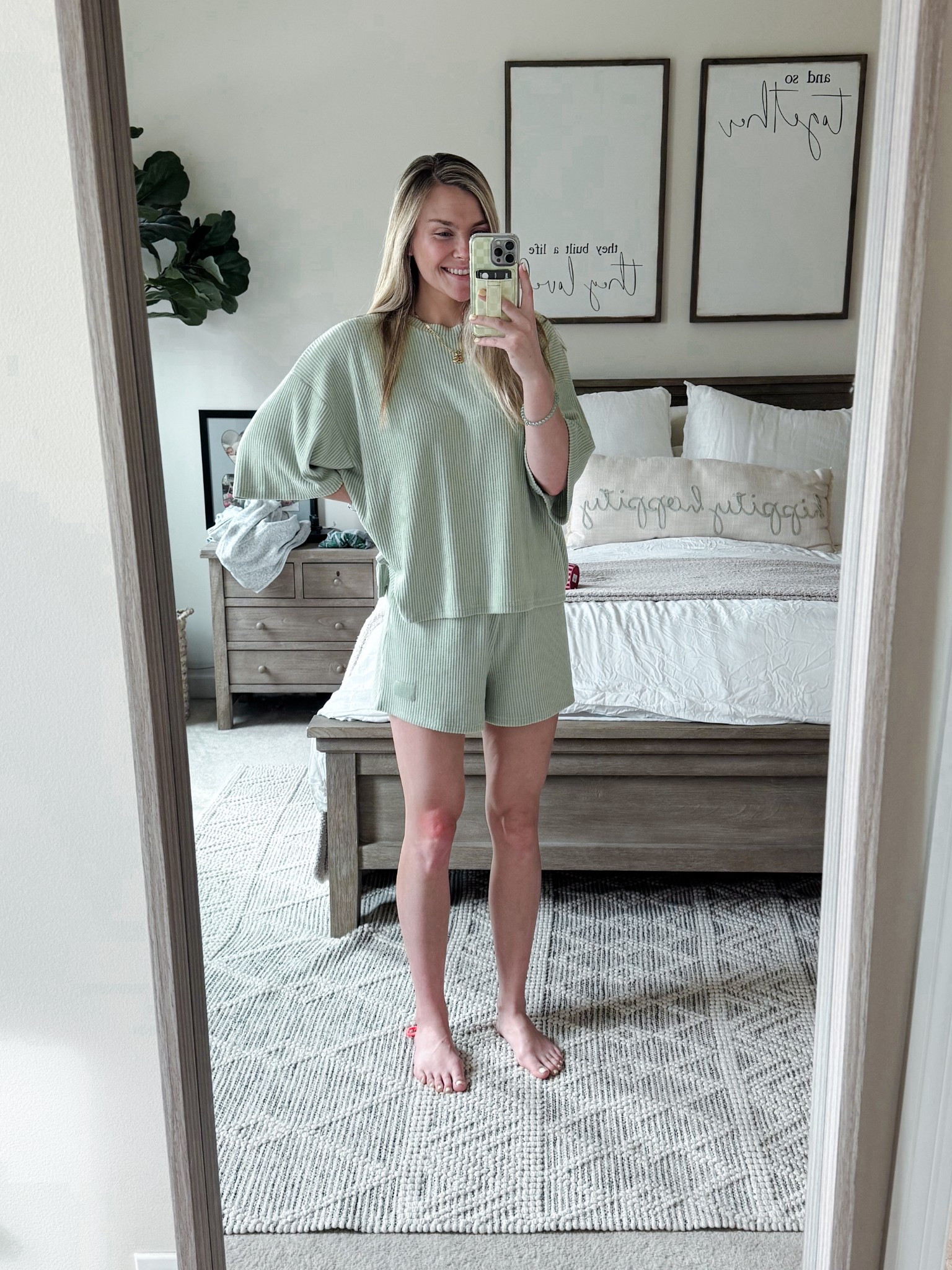 “YAGER15” saves ya💚