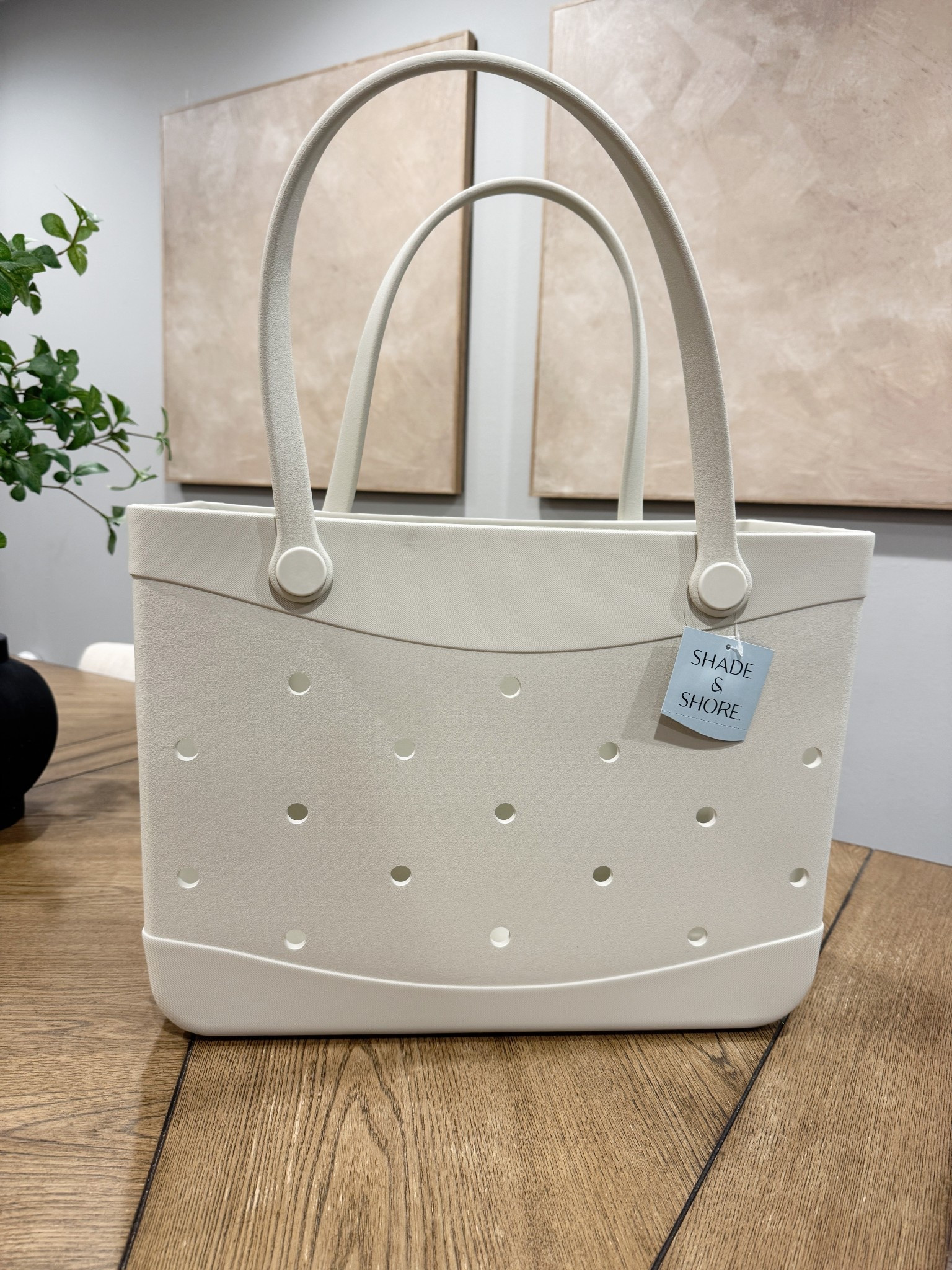 I’ve been wanting a bogg bag but didn’t want to spend the money - this dupe at target is so similar for only $35! 👏🏼👏🏼

#LTKTravel #LTKFindsUnder50 #LTKSwim