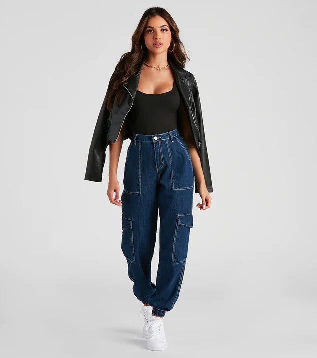 Staple Piece Scoop Neck Bodysuit | Windsor Stores