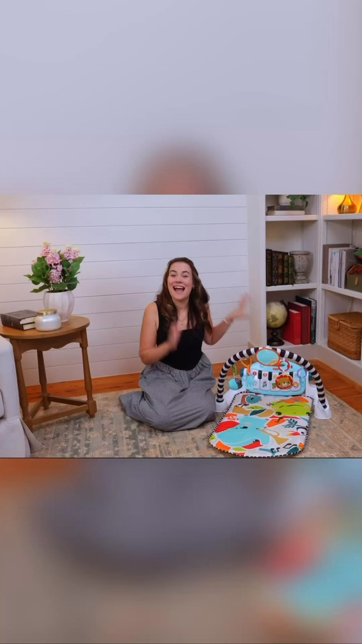 Is this the most popular baby play gym? Maybe! 🐒 This is one of the best affordable options on the market and parents and babies love it.
