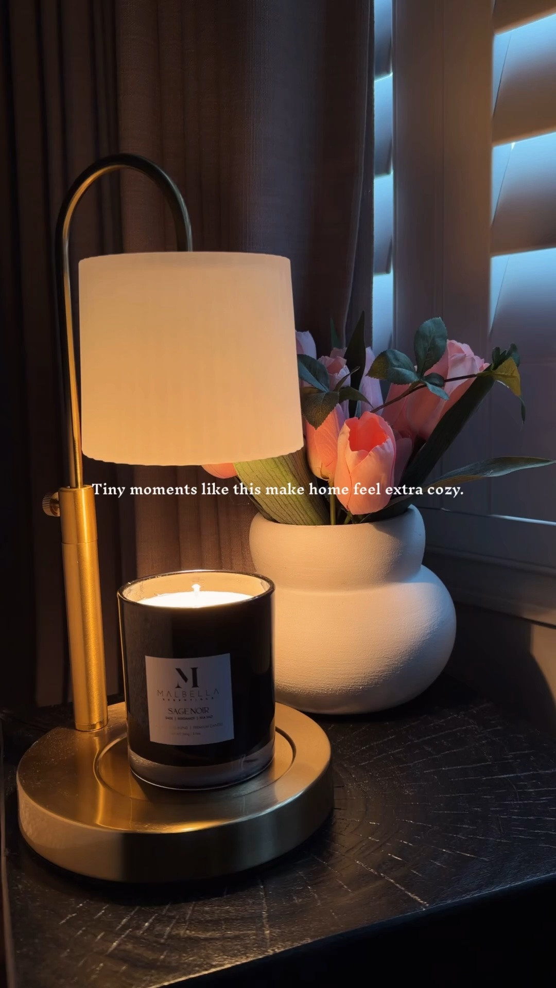 Tiny moments like this make home feel extra cozy.

This candle warmer gives the prettiest glow at night and makes the whole room feel calm and comforting without having to light the candle.

One of those small things that somehow makes home feel even cozier ✨

#cozyhome #slowliving #cozycorner #homeinspo #warmandcozy #bedroomdecor #eveningvibes #homedecor #cozyvibes

#LTKHome
