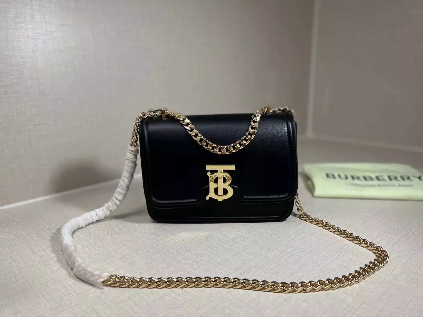 Burberry Mens Crossbody Bag : r/DHgate