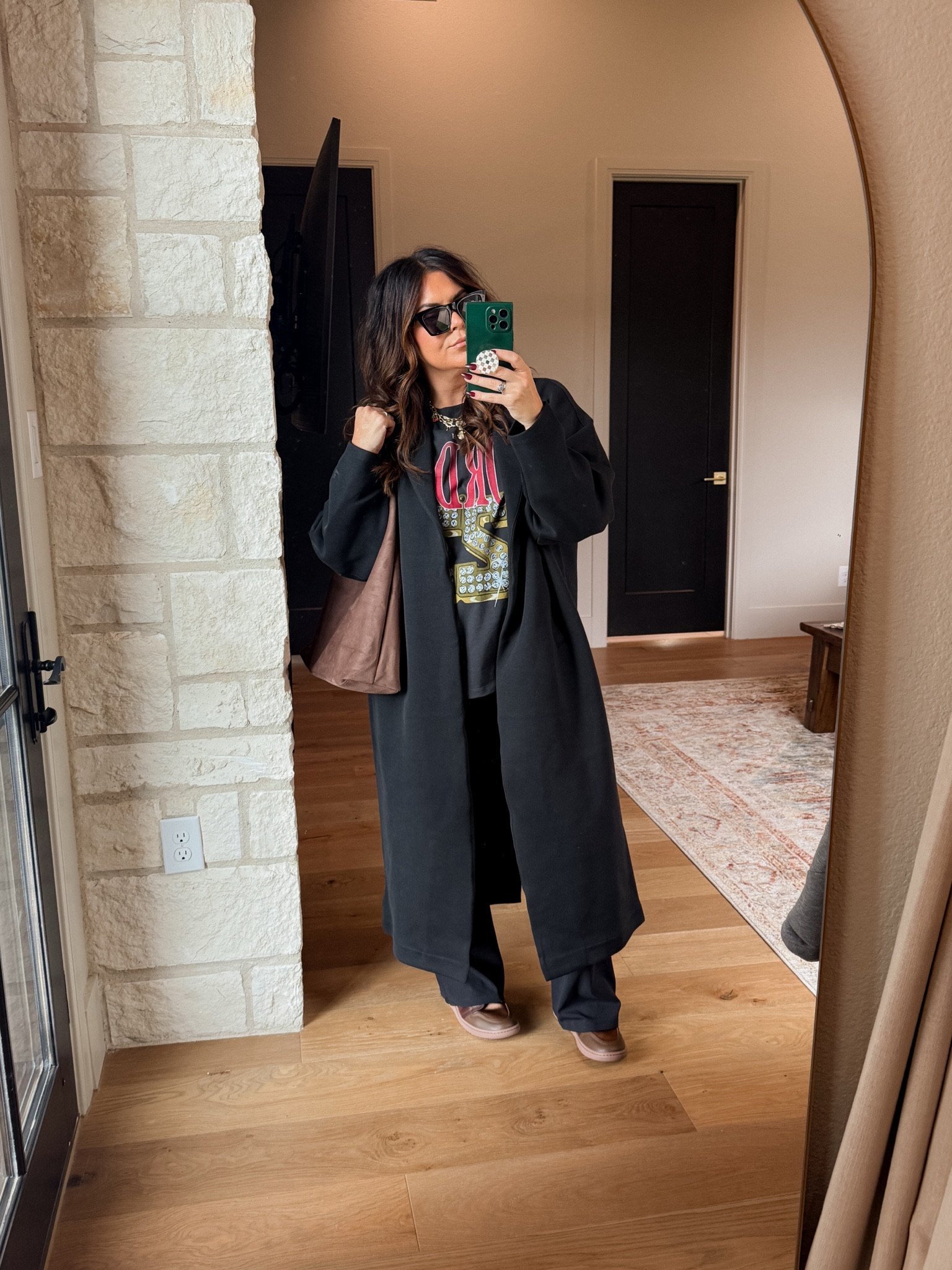 Nike on sale!
Use code CYBER for an extra 30% OFF
TEE: 2XL
sweatshirts: XXL
TRENCH CARDIGAN: XL
flare pant: XL
SNEAKERS: TTS
@nike #teamnike #ad

#LTKMidsize #LTKGiftGuide #LTKHoliday