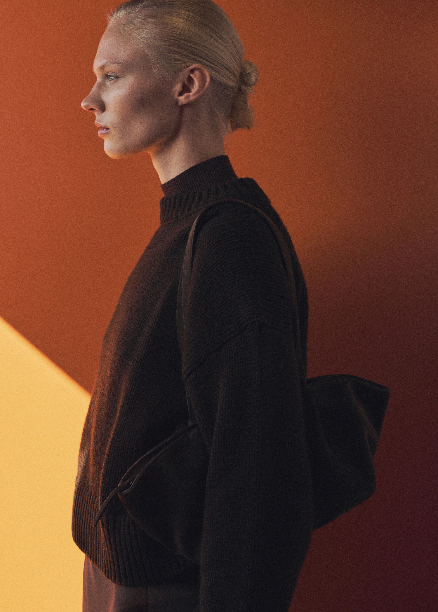 Round-neck knitted sweater | MANGO (UK)