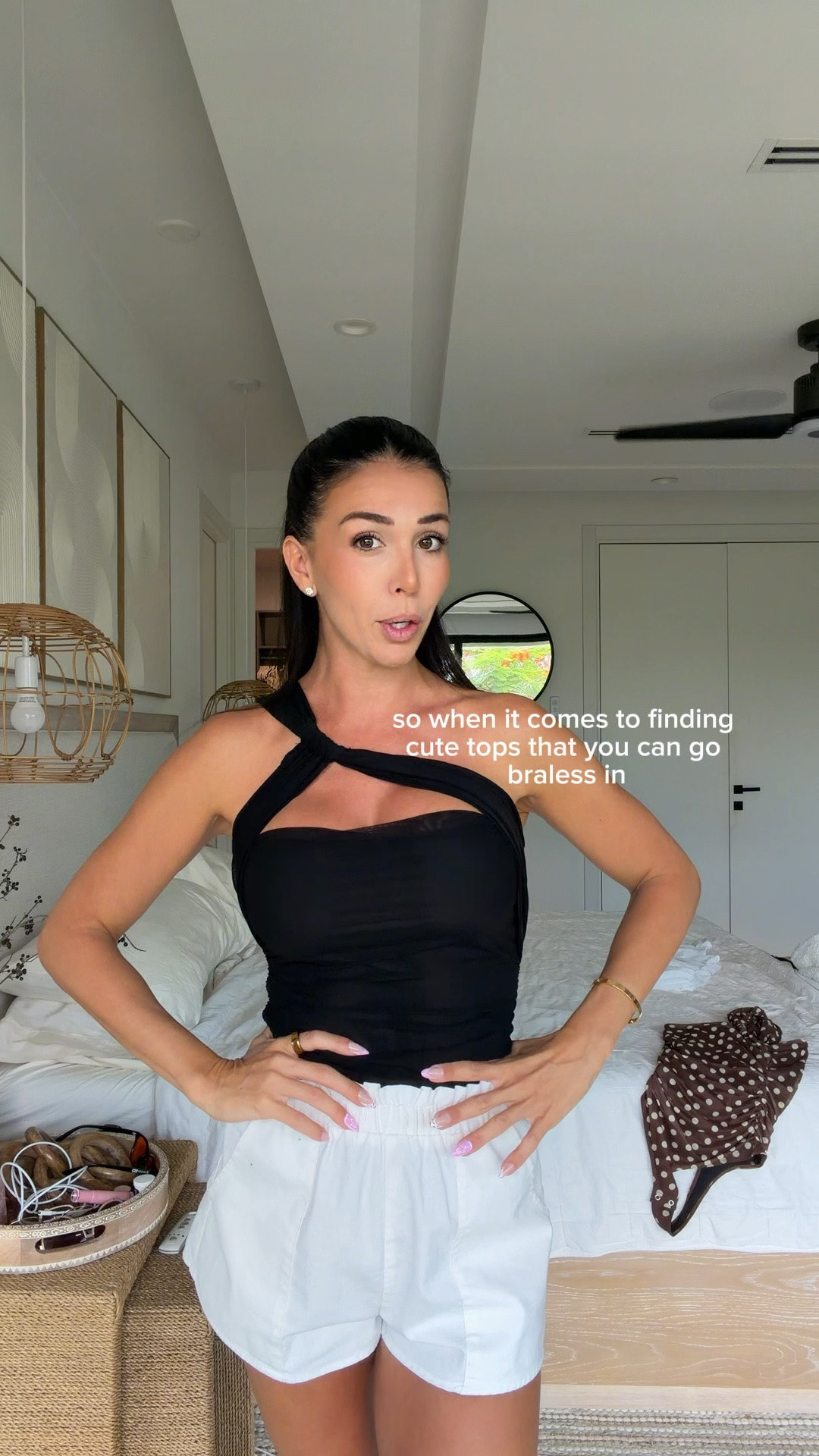 Bodysuit I can go bra free in - count me in! Wearing a size small

#LTKootd #LTKmomlife #LTKSeasonal