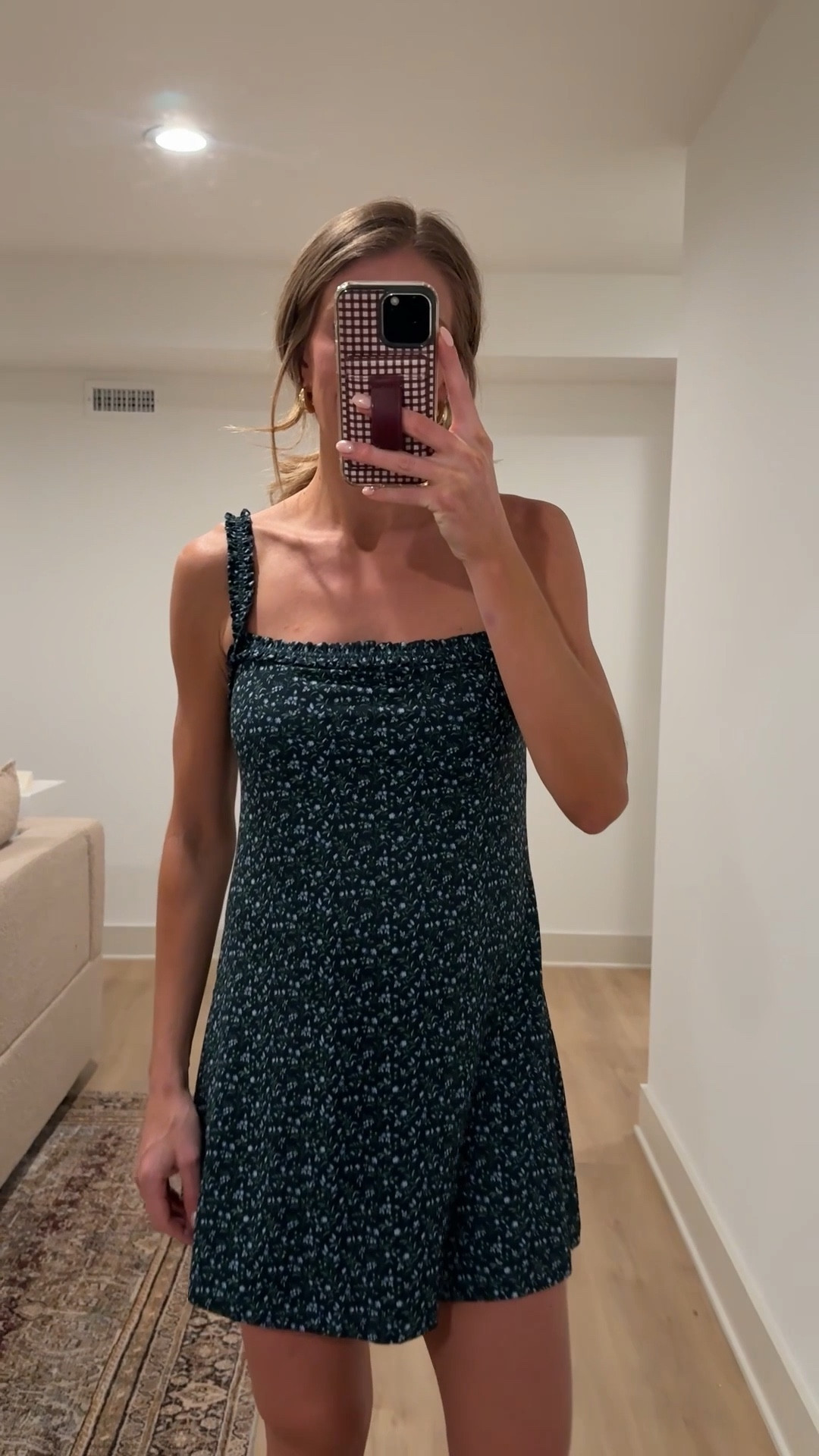  #AbercrombiePartner YPB new arrivals! I love that they are bump friendly and tall girl friendly.  Below is my sizing: 
Pre-pregnancy: Everything runs tts so get your true size.  I wear my usual mediums in everything (most tops and dresses are padded) and small in leggings.
Pregnancy: Same size in tops but size up one size in bottoms and active dresses for bump! @abercrombie

Floral print, activewear, bump friendly, workout, tall girl friendly 

#LTKActive #LTKootd #LTKBump