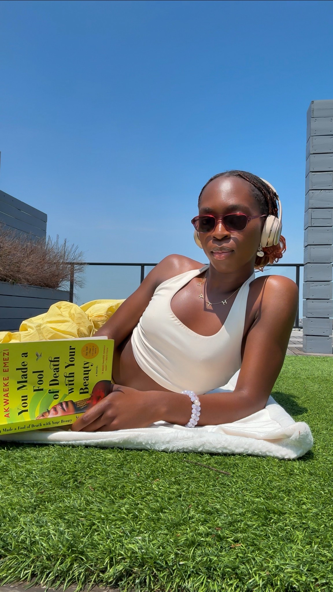 Perfect sunbathing top