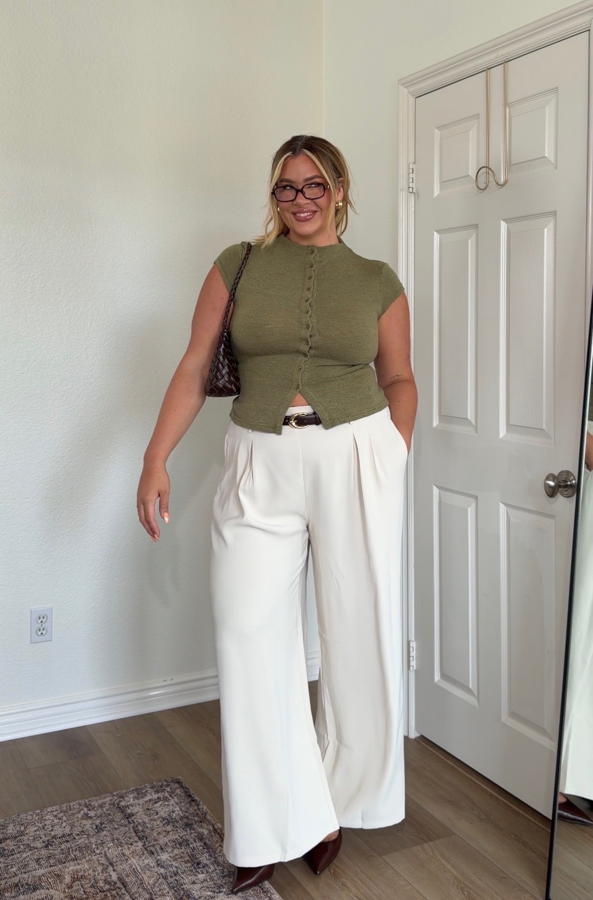 Chic workwear from Amazon ✨ wearing an xxl long in these pants and a large in this top!

#LTKMidsize #LTKWorkwear