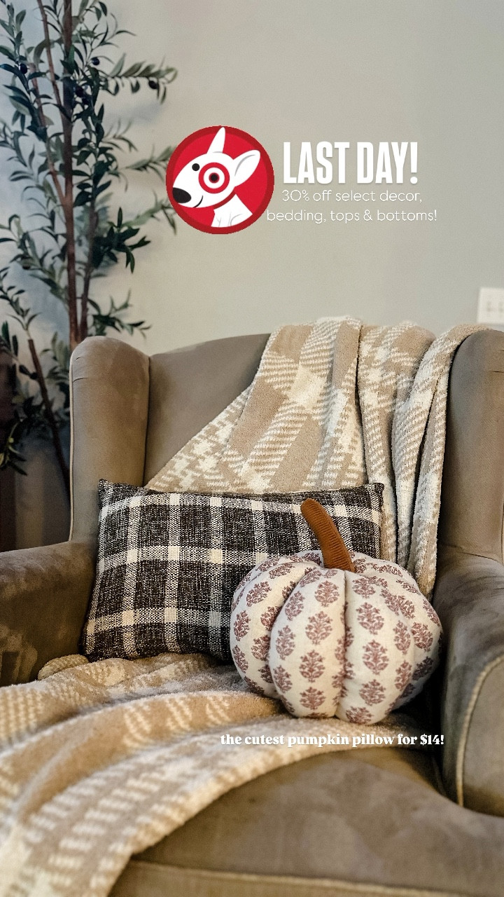 Last day for Target Circle deals! 30% off select home decor, bedding, tops, and bottoms!

#LTKFindsUnder50 #LTKSaleAlert #LTKHome