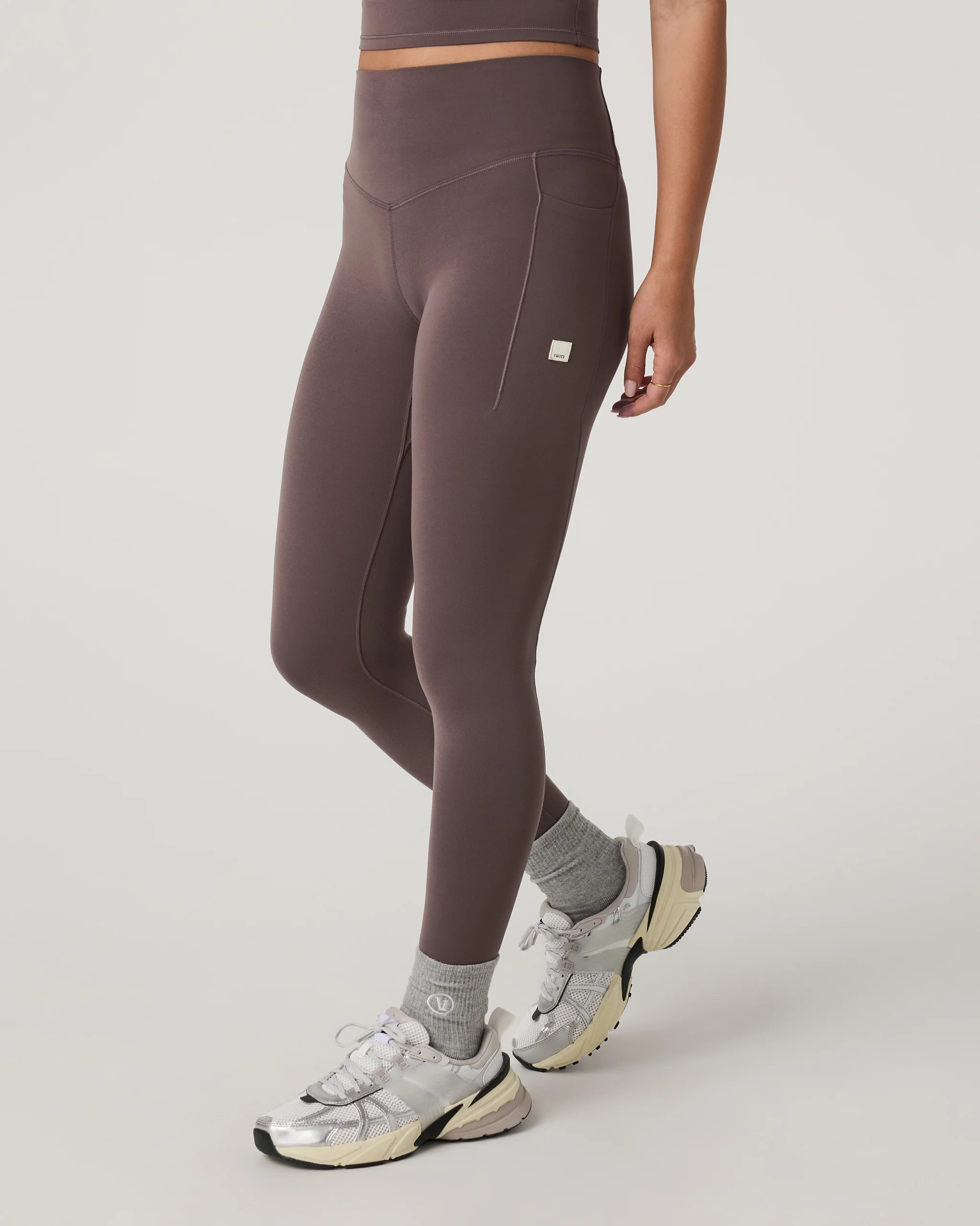 Vuori AllTheForm™ Pocket Legging | Huckleberry Leggings | Vuori | Vuori Clothing (US & Canada)