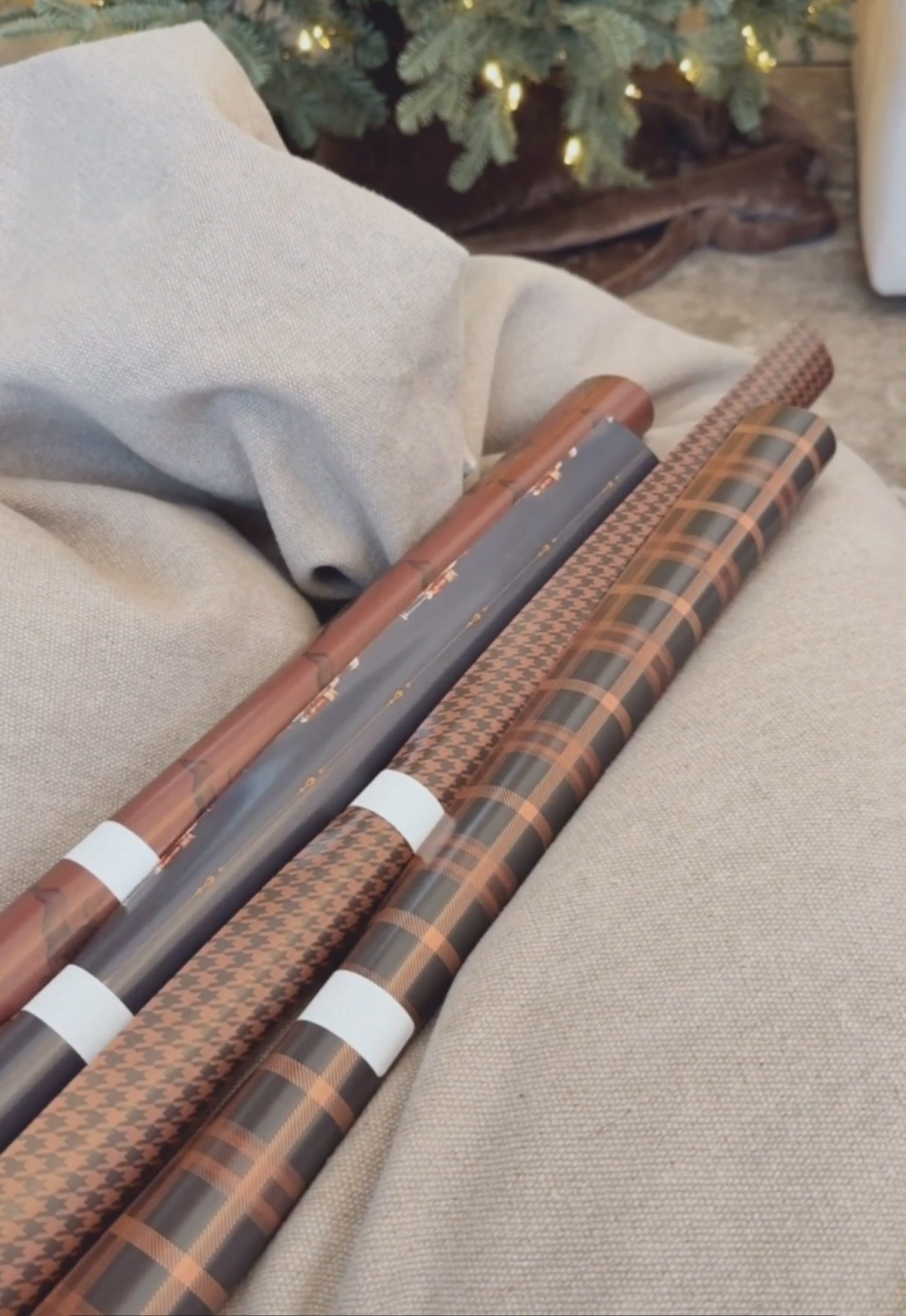 Elegant wrapping paper
Trending
Christmas gifts
Holiday finds 

#LTKGiftGuide #LTKHoliday