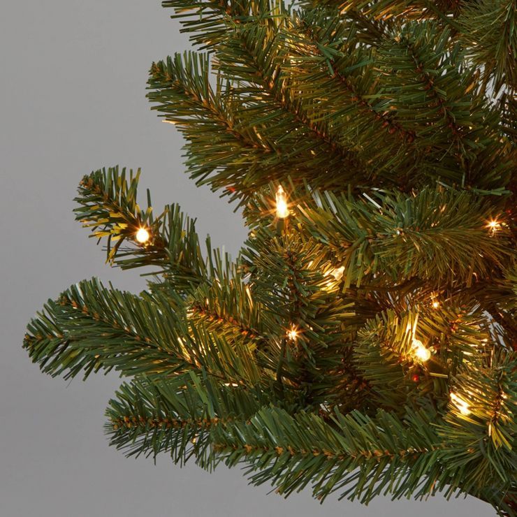 4&#39; Pre-Lit Alberta Spruce Potted Mini Artificial Christmas Tree Clear Lights - Wondershop&#84... | Target