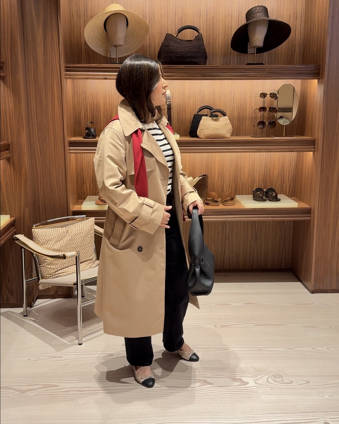 Trench coat outfit ideas ✨🧥chic modest looks H&M trench coat aero jeans polene bag 

#LTKuk #LTKmodest #LTKspring