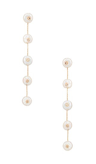 Ocean Breeze Earrings in Pearl | Revolve Clothing (Global)