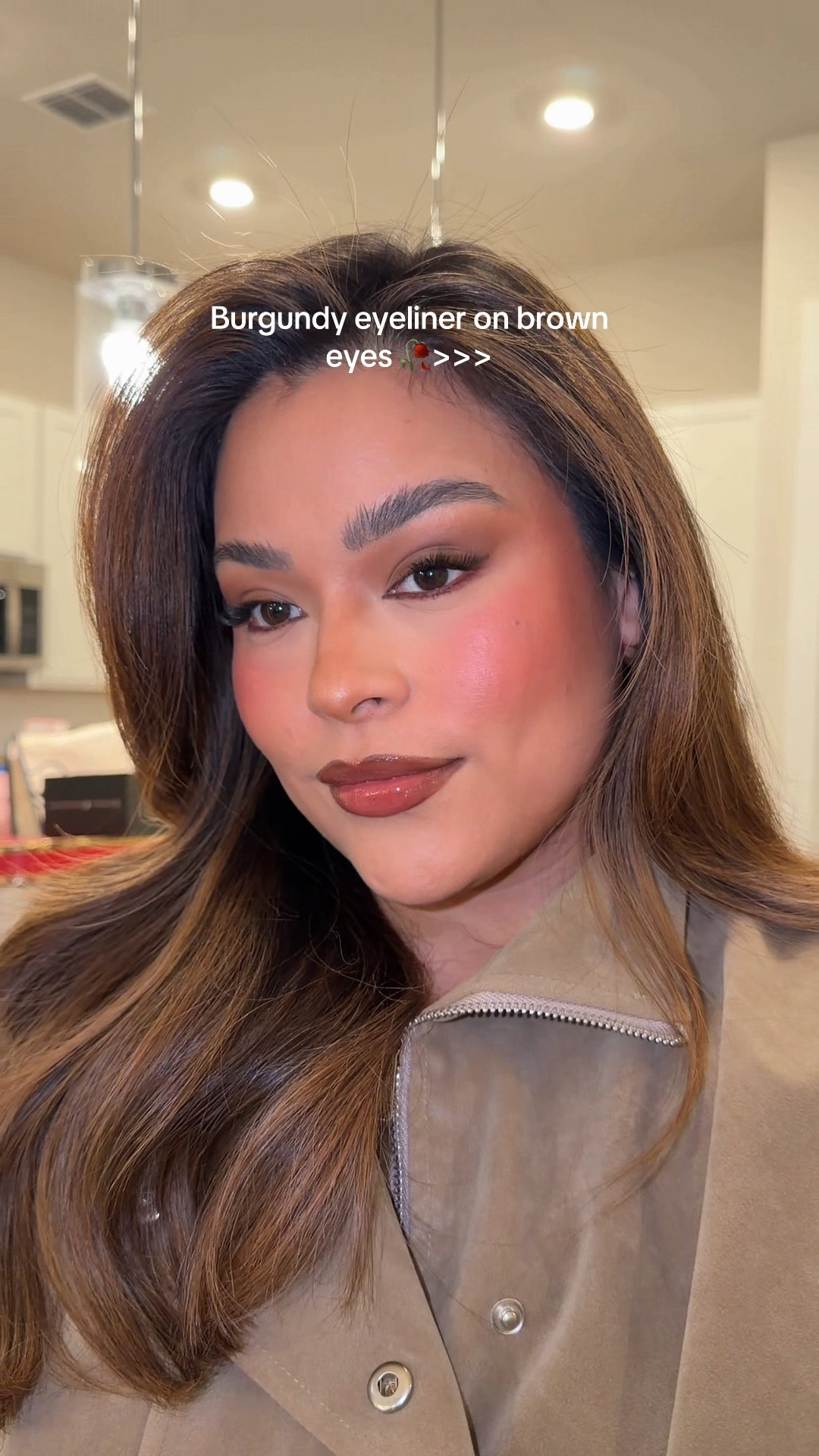 A hypnotized burgundy eyeliner for Valentine’s Day 🥀 #makeuptutorial #softglam #makeupforbrowneyes

#LTKBeauty #LTKgrwm