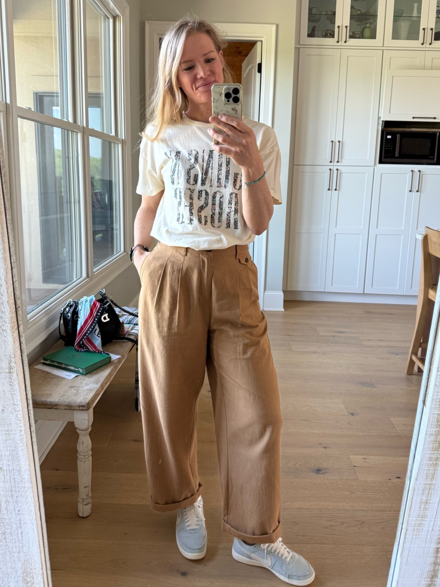 Casual summer outfit

Size reference 5’ 9” 140 lbs

Guns N Roses tee - old Target

Linen trousers - small
(Normally a 27/28)

Blue sneakers - sized up 1/2 size


Non shorts summer outfits. Summer pants outfits. Graphic tee outfits. Target style. Casual linen pants outfits.

#LTKSaleAlert #LTKOver40 #LTKTall