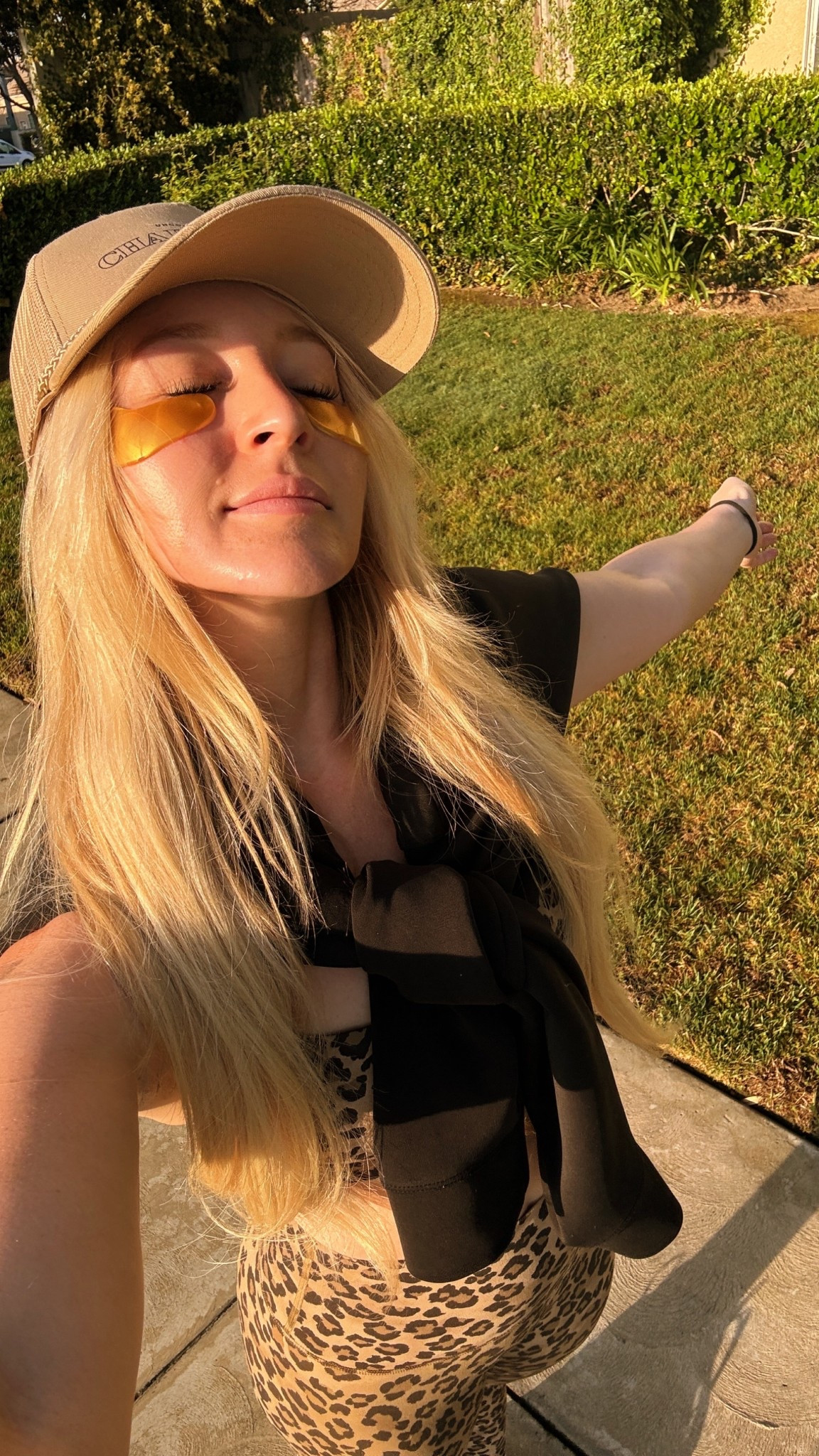 Hot girl walk 

#LTKootd #LTKdayinmylife