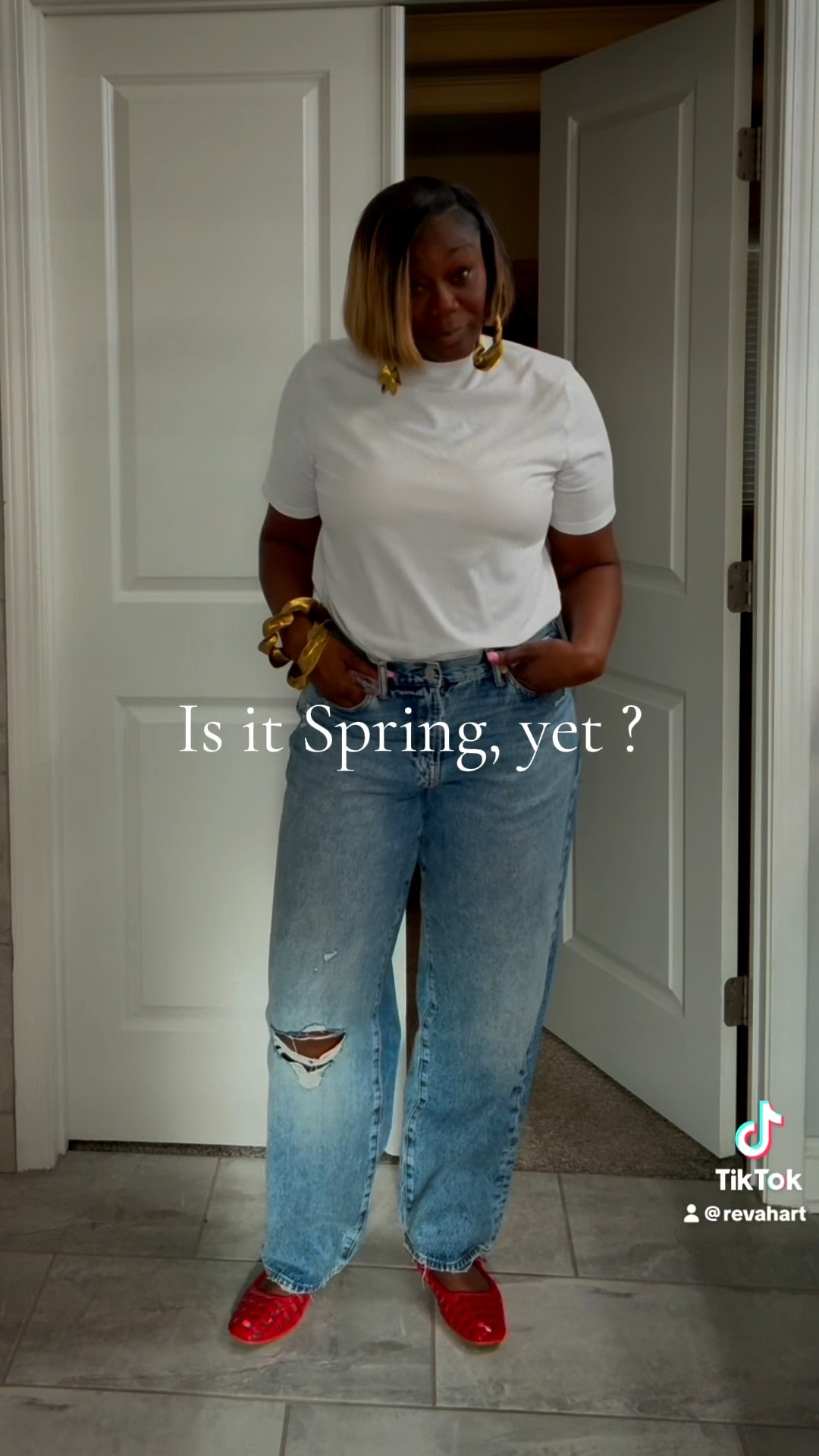 Simple additions to a basic outfit still go noticed . 

#LTKOver40 #LTKTall #LTKSeasonal