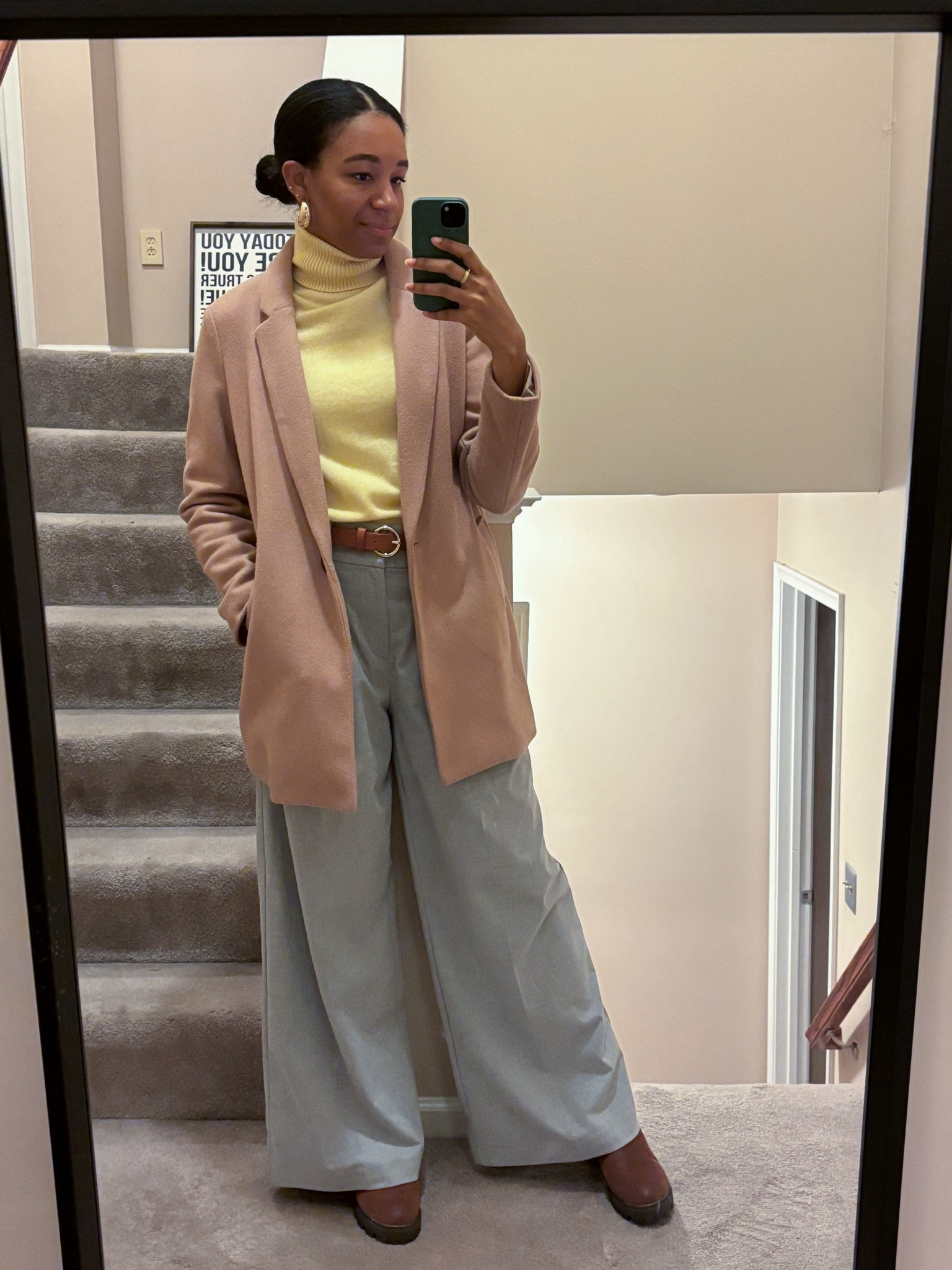 "Bringing some sunshine vibes to the winter blues with this cozy yellow turtleneck! ☀️💛 Who says cold weather has to mean dull fashion? #springStyle #BrightenUp #TurtleneckLove"

#LTKSeasonal #LTKU #LTKfindsunder100