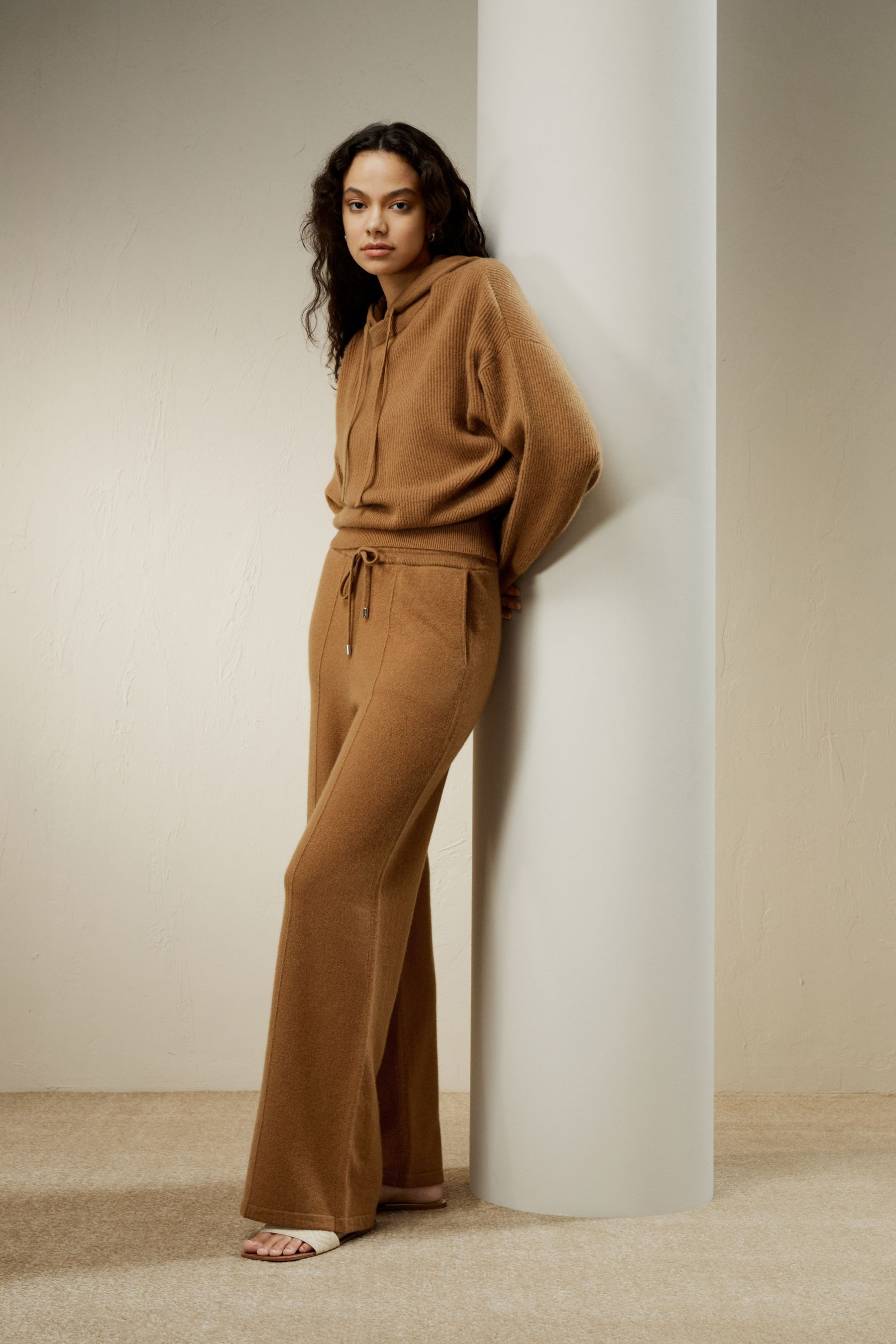 Eshe 2-in-1 Cashmere Detachable Hoodie | LILYSILK