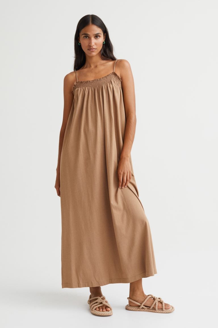Long, relaxed-fit dress in jersey made from a modal and cotton blend. Narrow, adjustable shoulder... | H&M (US)