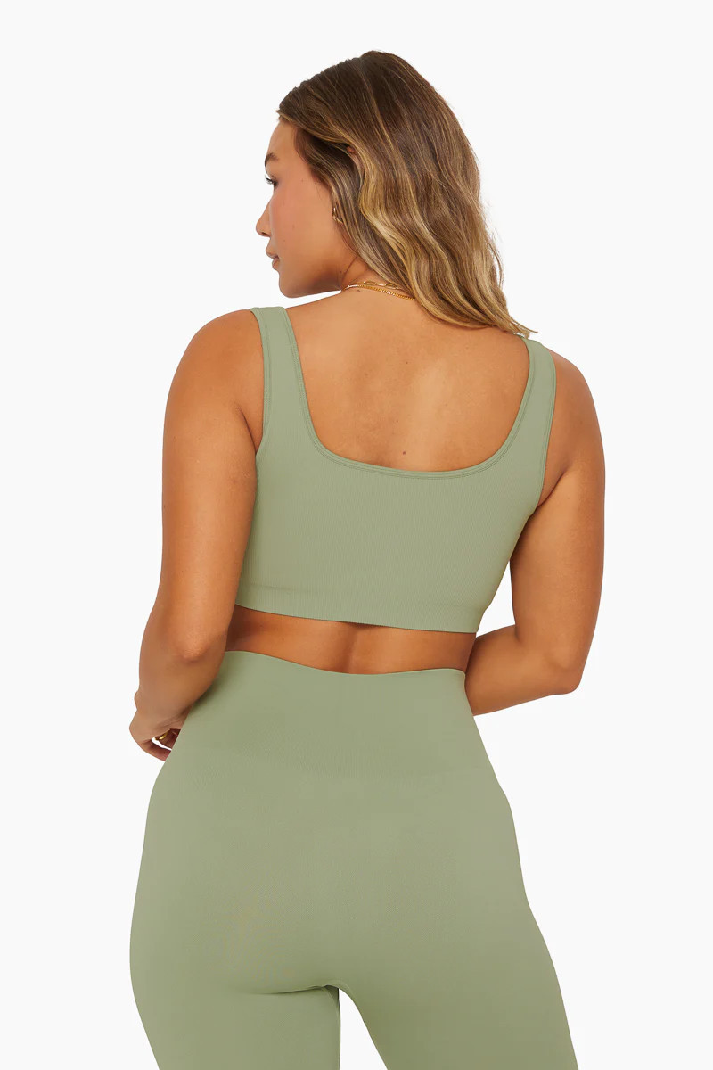 SCULPTFLEX® BOX CUT BRA 
                            matcha | SET Active