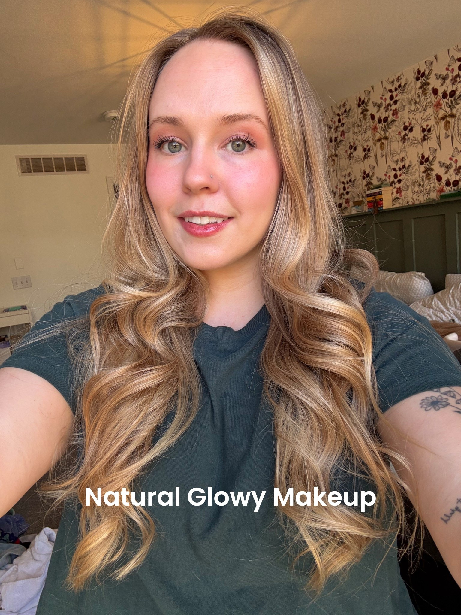 My everyday natural glowy makeup!

#LTKBeauty #LTKgrwm #LTKmorningroutine