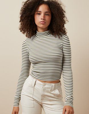 AE Long-Sleeve Cropped Hey Baby Mock Neck Tee | American Eagle Outfitters (US & CA)