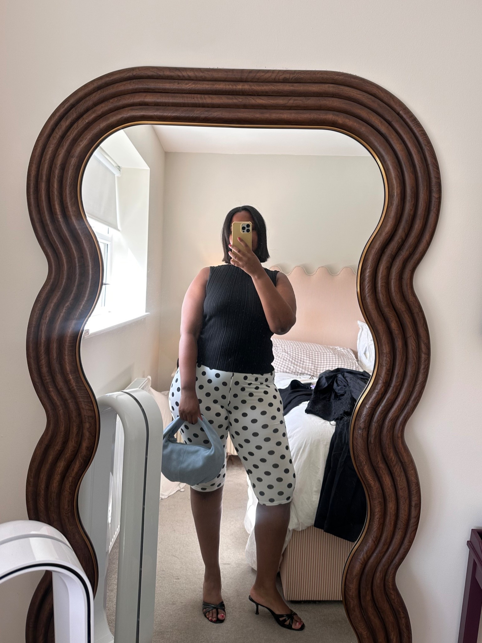 Paris outfit planning 💘


Polka dot capri pants, summer outfit, midsize, ASOS, Dissh

#LTKeurope #LTKsummer #LTKmidsize