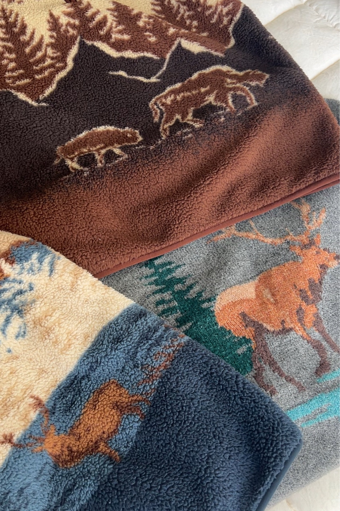 VIRAL OLD NAVY WINTER/HOLIDAY SWEATERS 🧸✨🌲 grab these before they’re gone !!! a cozy must have 🥰 wearing small in the sweater and brown fleece but sized up to a medium in the navy fleece! these are men’s sizing fyi 🫶🏻

#LTKSeasonal #LTKStyleTip #LTKSaleAlert